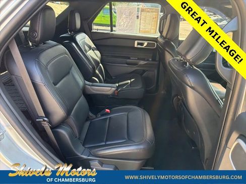 Used 2020 Ford Explorer XLT w/ Equipment Group 202A image 13