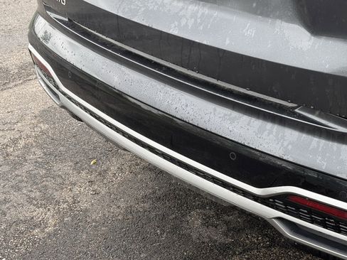 Used 2023 Kia Sorento S w/ Panoramic Sunroof Package FWD image 21