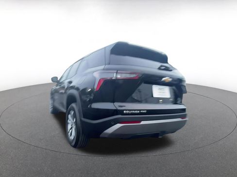 Used 2025 Chevrolet Equinox LT image 11