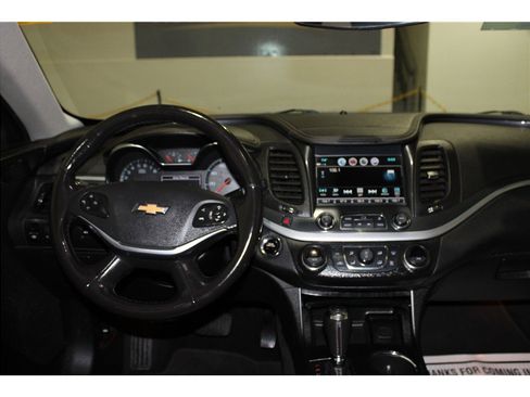 Used 2019 Chevrolet Impala LT image 15