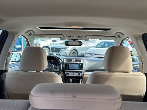 Used 2015 Subaru Outback 2.5i Premium AWD/4WD image 28