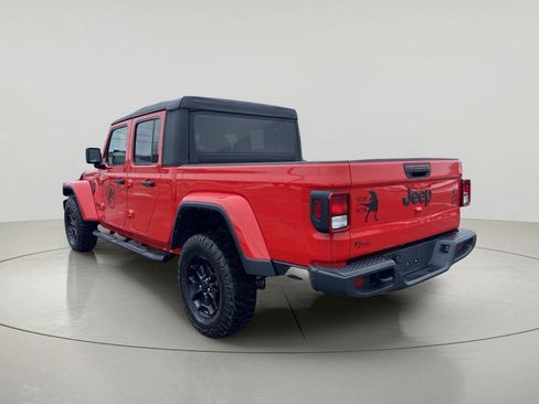 Used 2022 Jeep Gladiator Sport AWD/4WD image 6