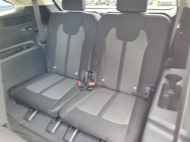 New 2026 Kia Sorento LX FWD image 11