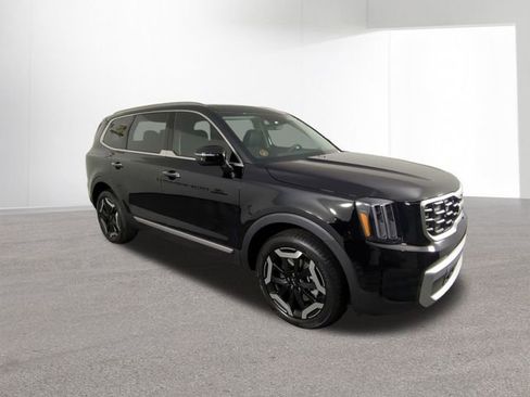 New 2025 Kia Telluride S image 12