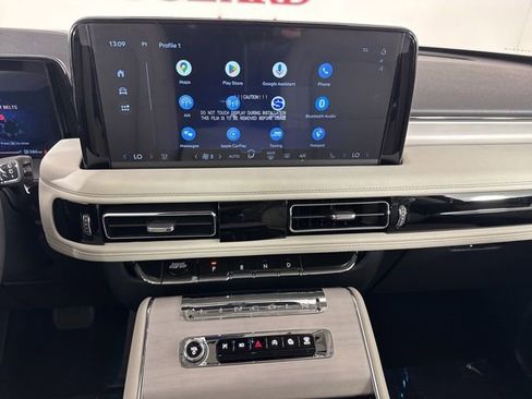 New 2026 Lincoln Aviator Reserve w/ Jet Appearance Package image 11