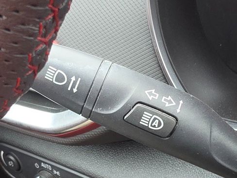 Used 2022 Chevrolet TrailBlazer RS image 35