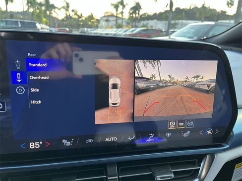 New 2026 Chevrolet Equinox EV LT image 15