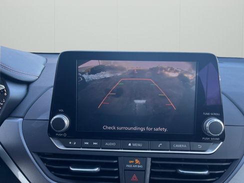 Used 2023 Nissan Altima 2.5 SR image 14