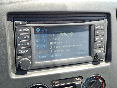 Used 2017 Nissan NV200 SV w/ Technology Package FWD image 16
