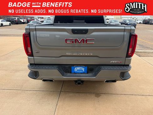 Used 2024 GMC Sierra 1500 AT4 w/ Technology Package AWD/4WD image 23