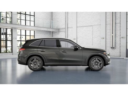New 2027 Mercedes-Benz GLC 300 4MATIC image 2