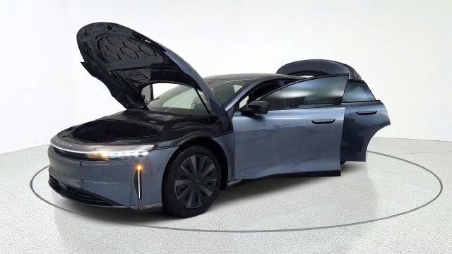 Used 2024 Lucid Air Pure RWD image 13