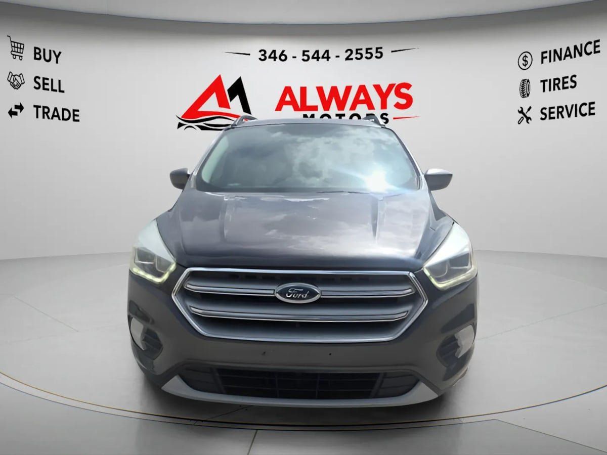 Used 2017 Ford Escape SE FWD image 5