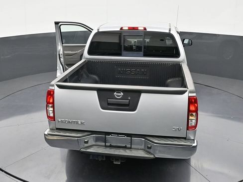 Used 2019 Nissan Frontier SV RWD image 16