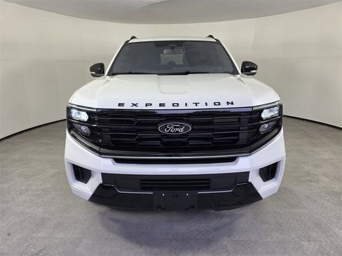 Used 2025 Ford Expedition Max Platinum w/ Stealth Performance Package image 2
