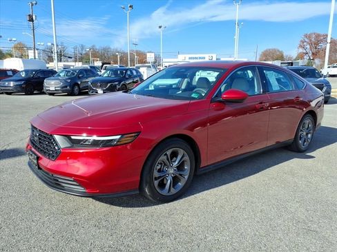 Used 2024 Honda Accord EX image 8