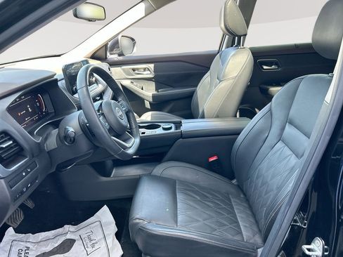 Used 2023 Nissan Rogue Platinum AWD/4WD image 23