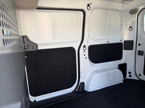 Used 2021 Nissan NV200 SV w/ Back Door Glass Package FWD image 23