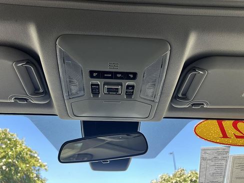 Used 2021 Toyota RAV4 XLE Premium FWD image 28