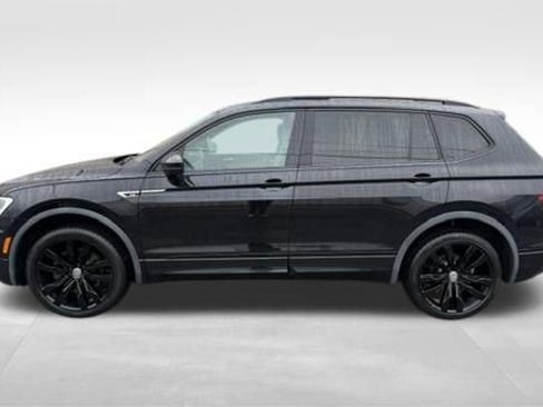 Used 2020 Volkswagen Tiguan SE R-Line image 10