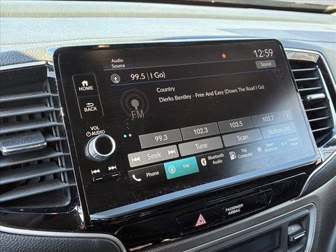 Used 2025 Honda Ridgeline RTL image 13