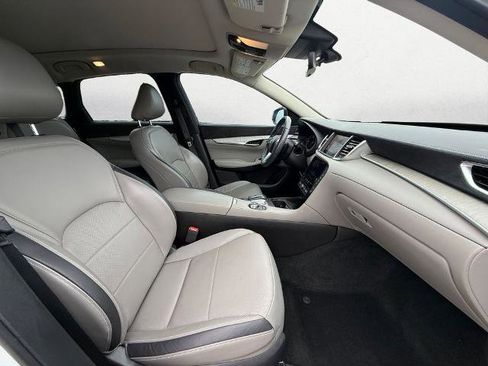 Certified 2023 INFINITI QX50 Sensory AWD/4WD image 10