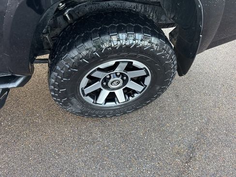 Used 2023 Toyota 4Runner TRD Off-Road Premium w/ Off Road Premium Plus Package image 43