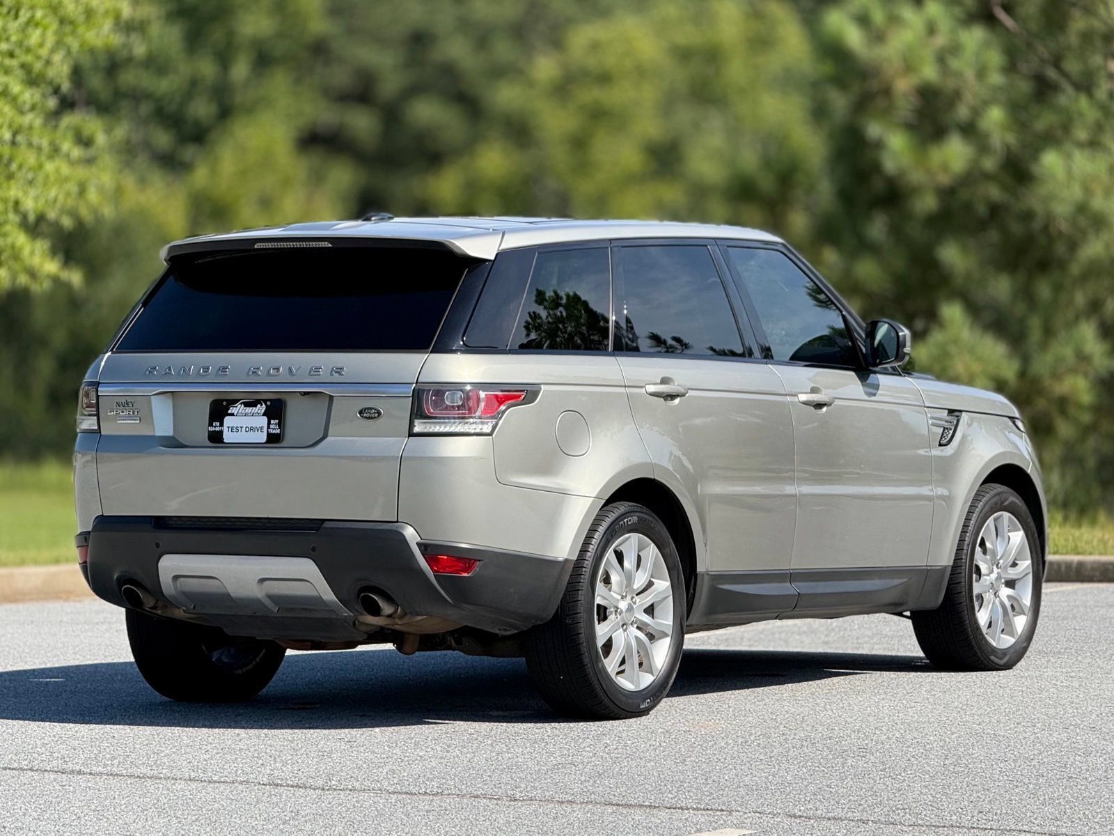 Used 2014 Land Rover Range Rover Sport Supercharged AWD/4WD image 11