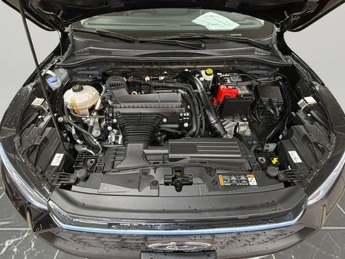 Used 2025 Ford Escape Platinum AWD/4WD image 26
