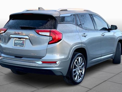 Used 2024 GMC Terrain Denali w/ Denali Premium Package image 12