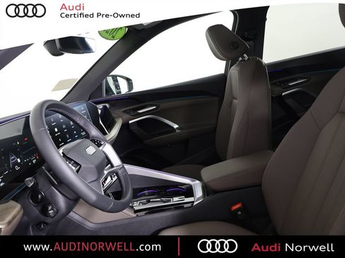 Certified 2025 Audi Q5 Premium w/ Convenience Package AWD/4WD image 20