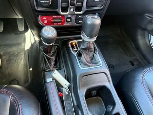 Used 2020 Jeep Wrangler Unlimited Rubicon image 9