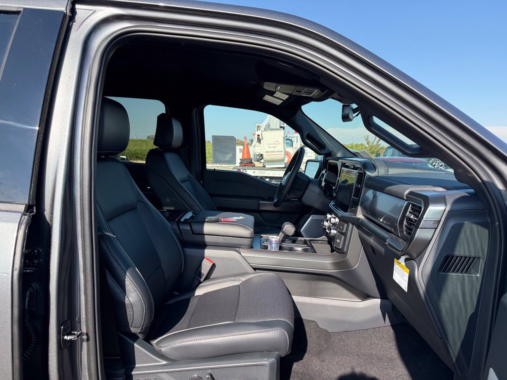 New 2026 Ford F150 Lariat w/ Equipment Group 502A High AWD/4WD image 17