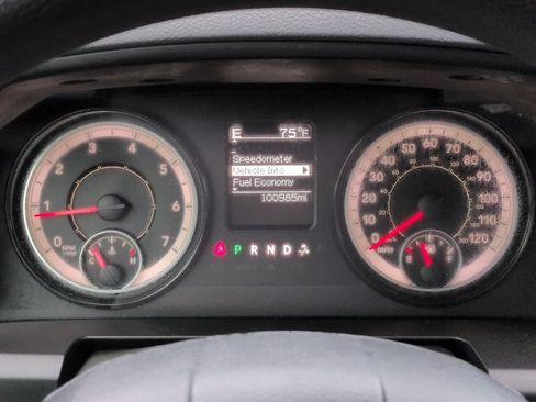 Used 2018 RAM 1500 Classic SLT AWD/4WD image 24