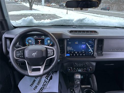 New 2025 Ford Bronco Badlands image 7