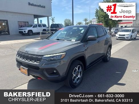 Certified 2022 Jeep Compass Trailhawk w/ Trailhawk Elite Group AWD/4WD image 1