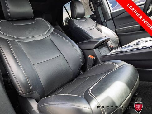 Used 2024 Ford Explorer ST w/ Equipment Group 401A AWD/4WD image 4