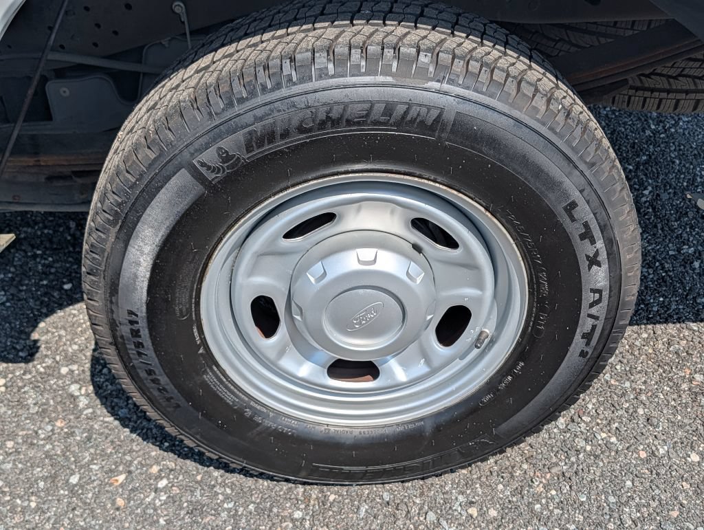 Used 2013 Ford F250 XL RWD image 24