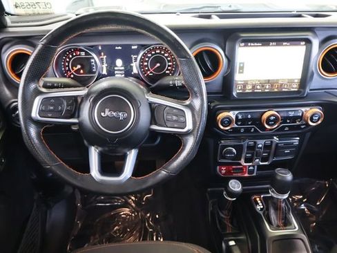 Used 2021 Jeep Gladiator Mojave AWD/4WD image 15