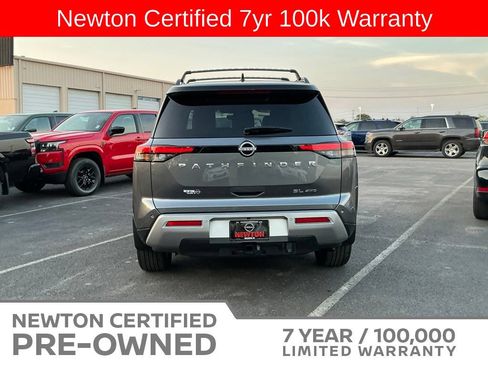 Used 2023 Nissan Pathfinder SL w/ SL Premium Package AWD/4WD image 5