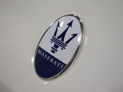 Certified 2022 Maserati Levante GT image 3