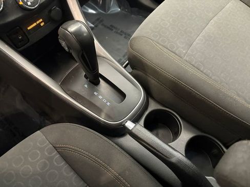 Used 2018 Chevrolet Trax LS image 20