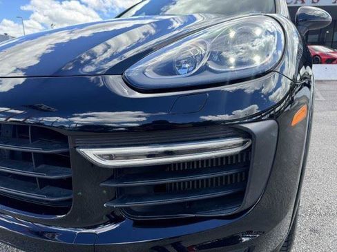 Used 2017 Porsche Cayenne GTS AWD/4WD image 11