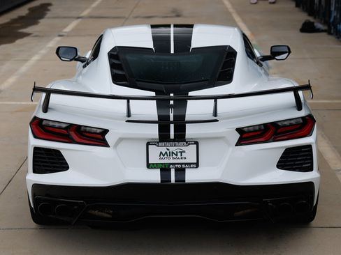 Used 2020 Chevrolet Corvette Stingray Coupe w/ Z51 Performance Package RWD image 12