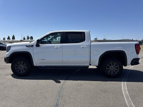 New 2026 GMC Sierra 1500 AT4X AWD/4WD image 5