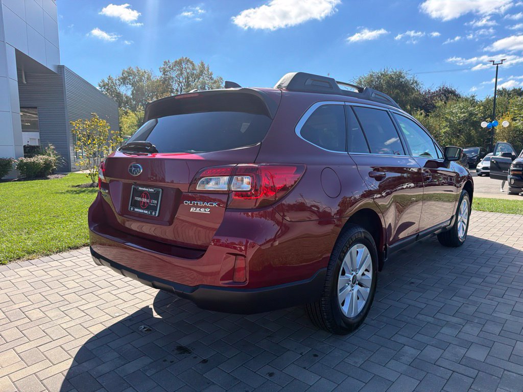 Used 2017 Subaru Outback 2.5i Premium AWD/4WD image 7