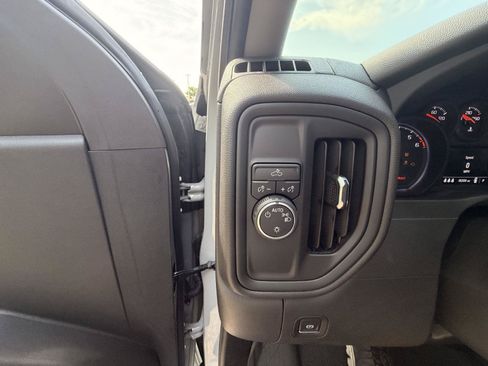 Used 2024 Chevrolet Silverado 1500 Custom w/ Turbomax Blackout Package RWD image 22