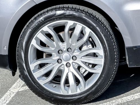 Used 2020 Land Rover Range Rover Sport HSE image 25