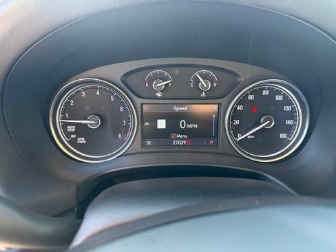 Used 2024 Buick Enclave Essence w/ Experience Buick Package AWD/4WD image 17