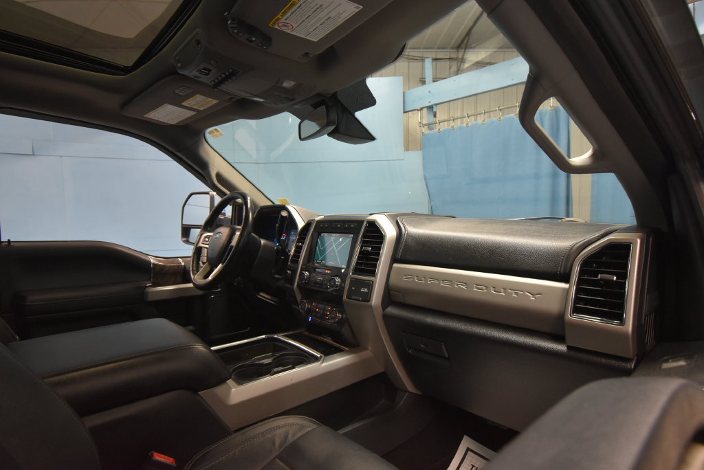 Used 2019 Ford F250 Lariat w/ Lariat Ultimate Package AWD/4WD image 30